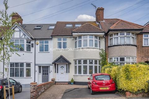 10 Hill Close, Chislehurst, BR7 6HY