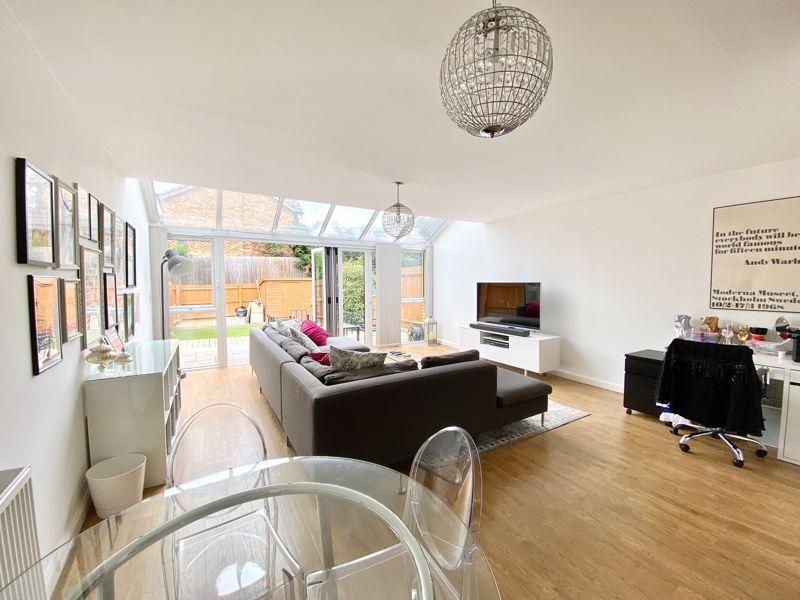 Heath End Road, Bexley 3 bed terraced house £525,000