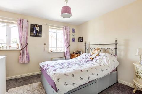 2 bedroom mews for sale - Balmoral Gardens, Congleton