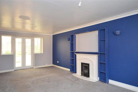 4 bedroom detached house for sale - Huddersfield Road, Mirfield, West Yorkshire, WF14