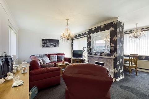 3 bedroom bungalow for sale - 23 Quintin Close, Bracebridge Heath