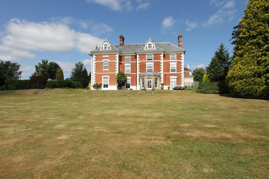 Hackmans Gate Lane, Belbroughton, Stourbridge, DY9 2 bed apartment for