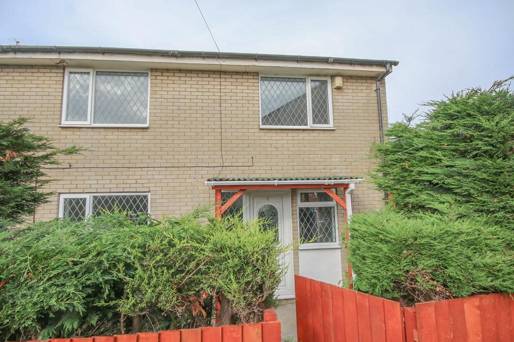 Tennyson Close, Huntingdon, PE29 3 bed end of terrace house £1,200 pcm (£277 pw)