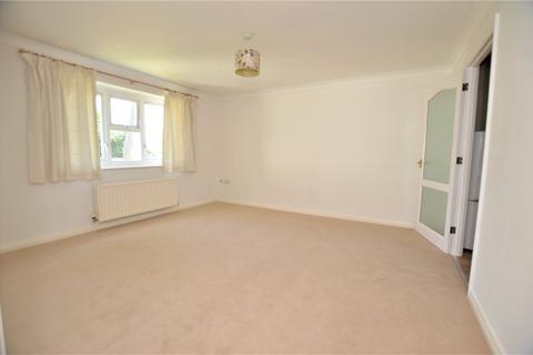 2 bedroom apartment for sale - Linden Court, Linden Chase, Uckfield, East Sussex, TN22