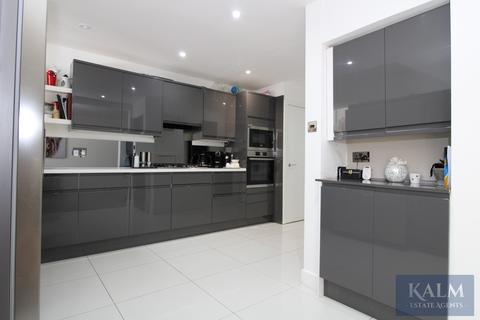 23 Cavell Walk, Stevenage, SG2 0QD