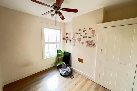 1 bedroom flat to rent, A Cornwallis Road, London