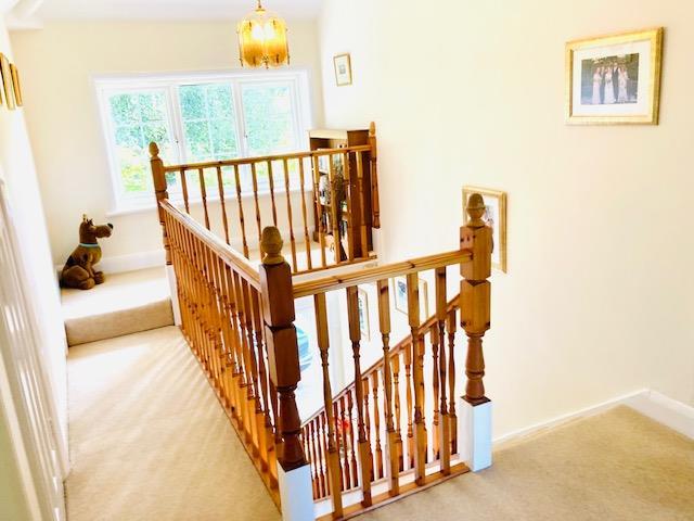 Galleried first floor landing