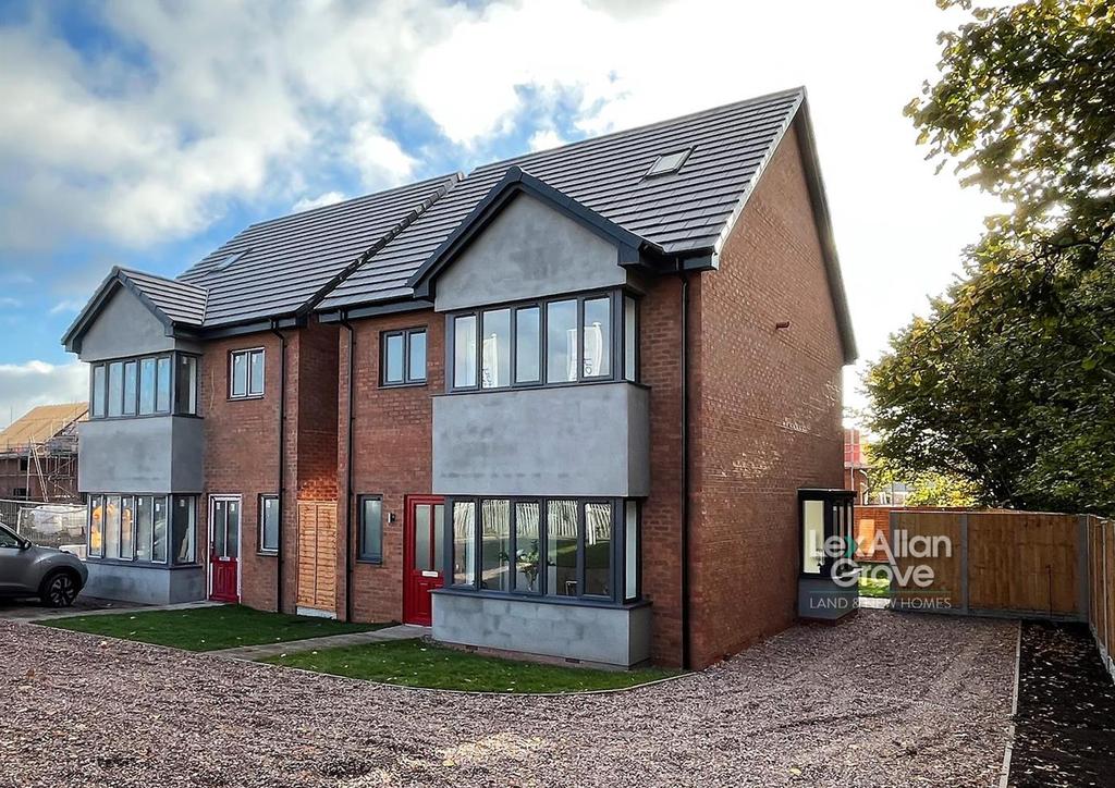 Lower City Road, Tividale 4 bed detached house for sale £375,000