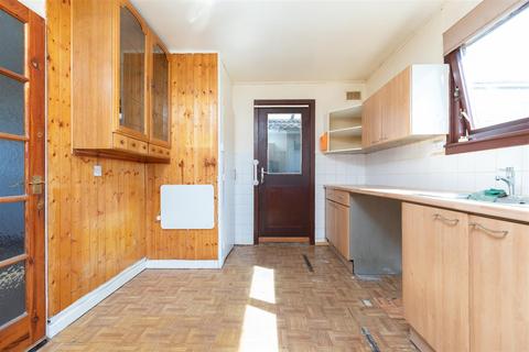 9 Lintibert Terrace, Muthill, Crieff, PH5 2AJ