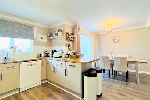 11 Alder Grove, Seaham, SR7 7RT