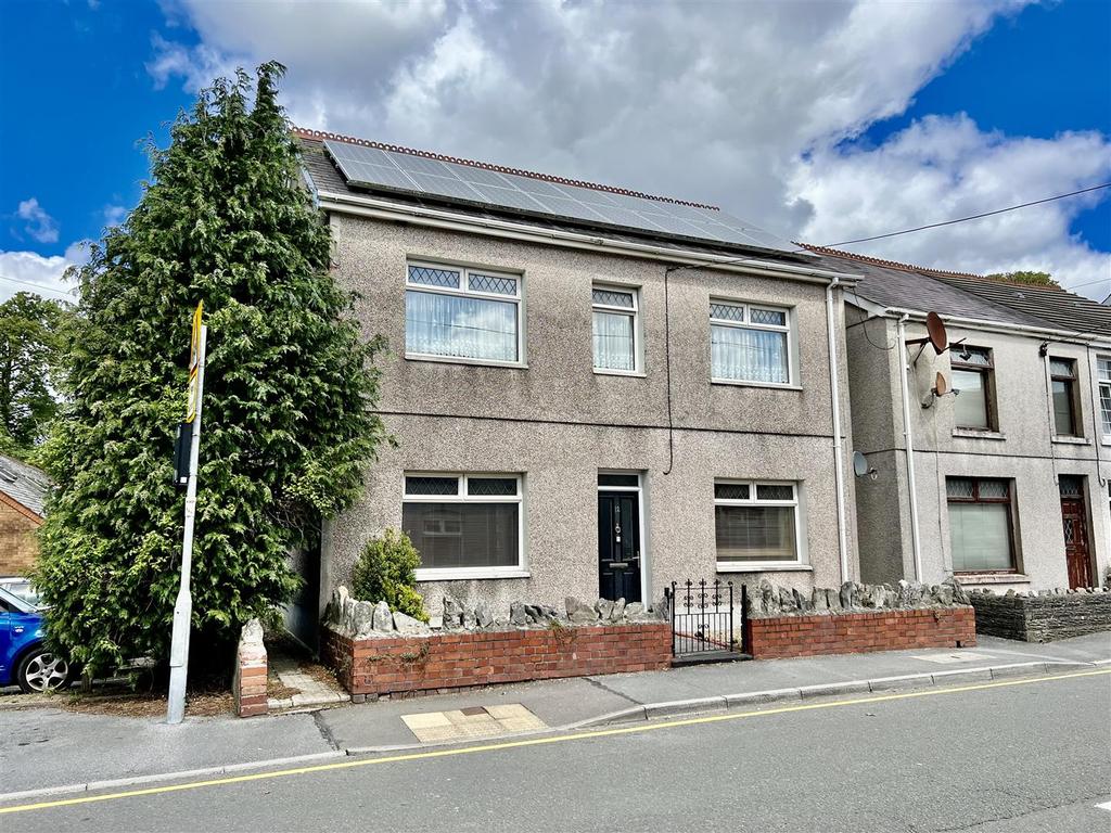 Margaret Street, Ammanford 3 bed detached house for sale £265,000