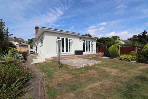 3 Burses Way, Hutton, Brentwood, CM13 2PL