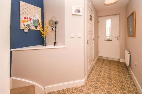 51 Petfield Drive, Anlaby, Hull, HU10 7ES