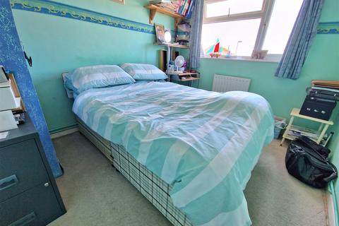 115 Croft Road, Portland, DT5 2EP