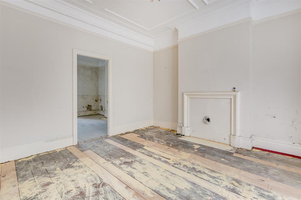 Lonsdale Road, W4 - FOR SALE