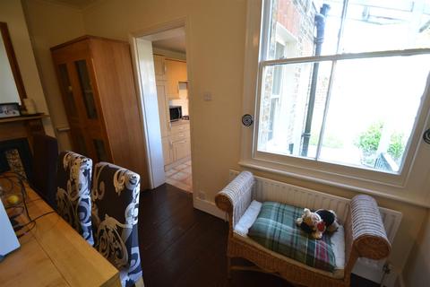 98 Park End, Bromley, BR1 4AW