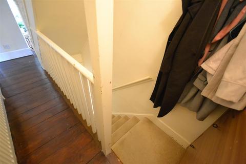 98 Park End, Bromley, BR1 4AW