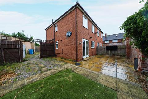 3 bedroom semi-detached house for sale, Parthian Road, Hull