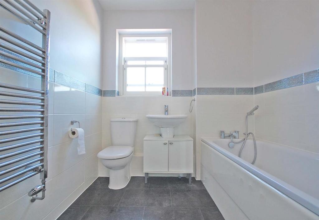Bathroom.jpg