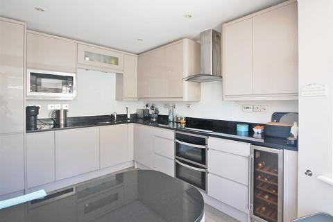 62 Shimbrooks, Great Leighs, Chelmsford, CM3 1SH