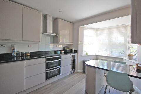 62 Shimbrooks, Great Leighs, Chelmsford, CM3 1SH