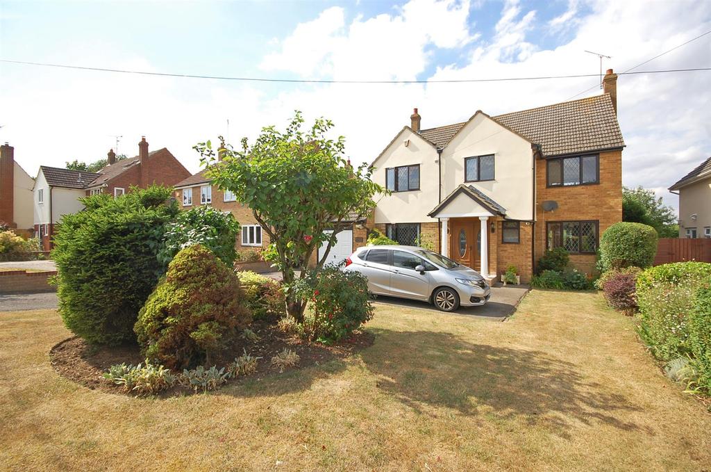 Jaspers Green, Shalford, Braintree 4 bed detached house £700,000