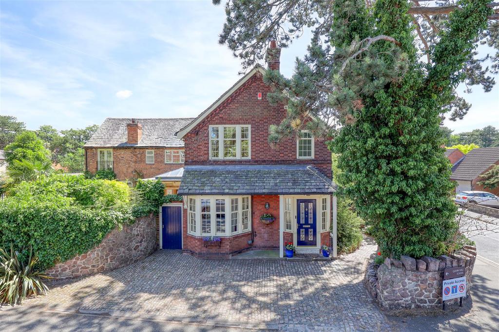 The Lodge, Quorn 4 bed character property for sale £850,000
