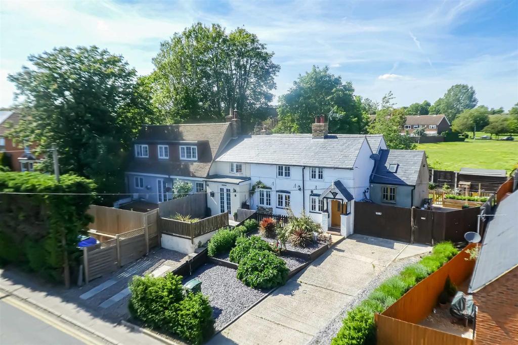 Bletchley 3 bed semidetached house £415,000