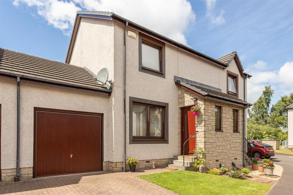 South Inch Park, Perth 2 bed semidetached house £190,000