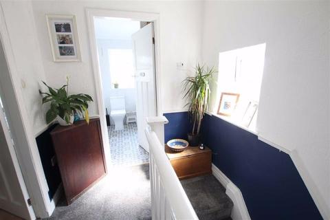 3 Albert Avenue, Flint, CH6 5EQ