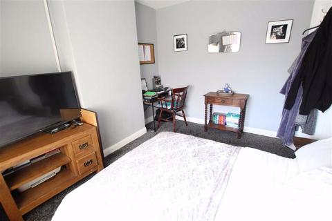 3 Albert Avenue, Flint, CH6 5EQ