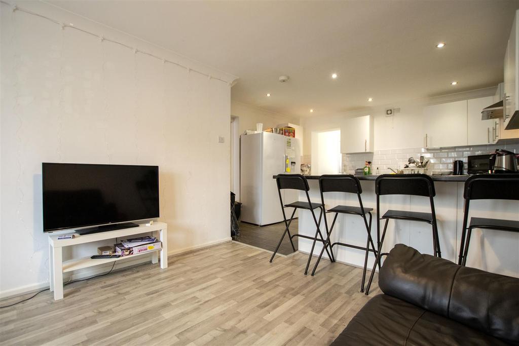 Heeley Road, Birmingham 6 bed house £550,000