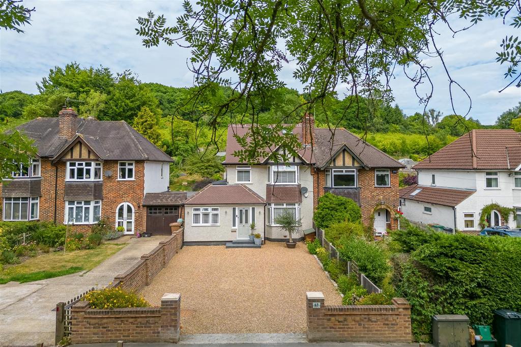 Chipstead Lane, Lower Kingswood... 5 bed semidetached house £895,000
