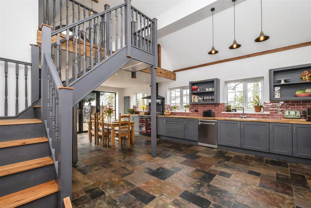Holly Lane, Wishaw, Sutton Coldfield... 5 bed detached house £775,000