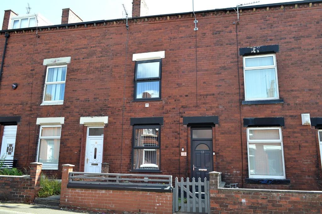 Randolph Street, Hollinwood, Oldham. 3 bed terraced house for sale £