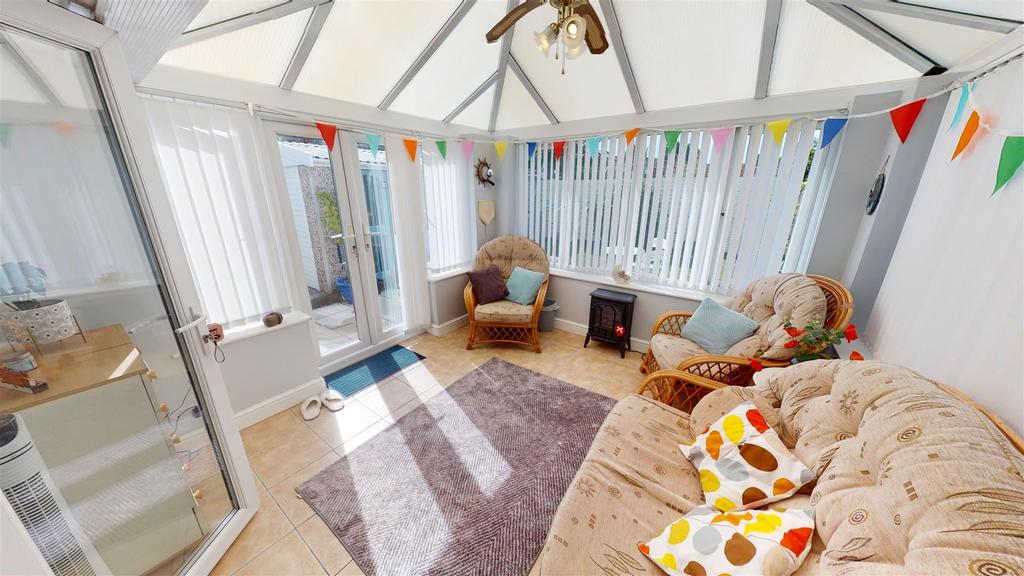 Elton Head Road Conservatory