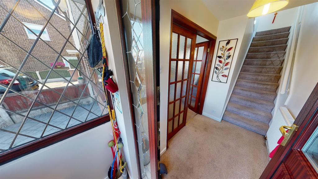 Old Whint Road Hallway/stairway