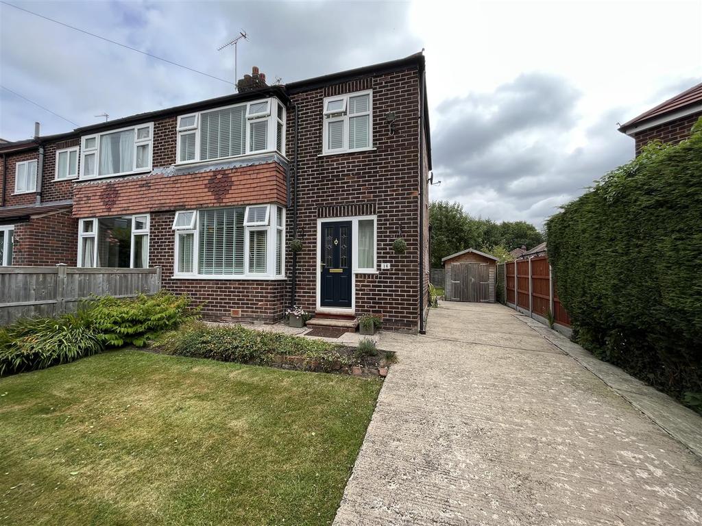 Granville Road, Wilmslow 3 bed semidetached house £450,000