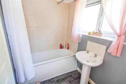 14 Attlee Crescent, Darfield, Barnsley, S73 9HT