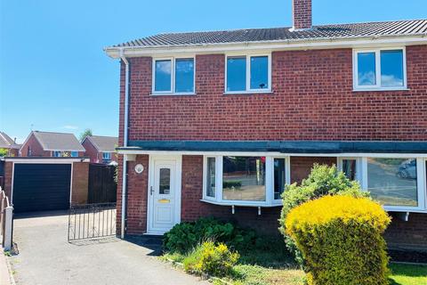 17 Acorn Close, Barlby, Selby, YO8 5UT