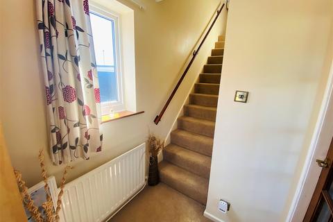17 Acorn Close, Barlby, Selby, YO8 5UT
