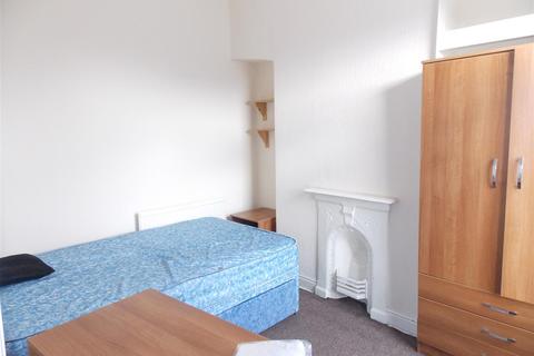 3 bedroom house share to rent - Rosebery Avenue Kingston Upon Hull