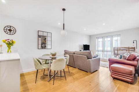 1 bedroom flat to rent, Brewhouse Lane, London