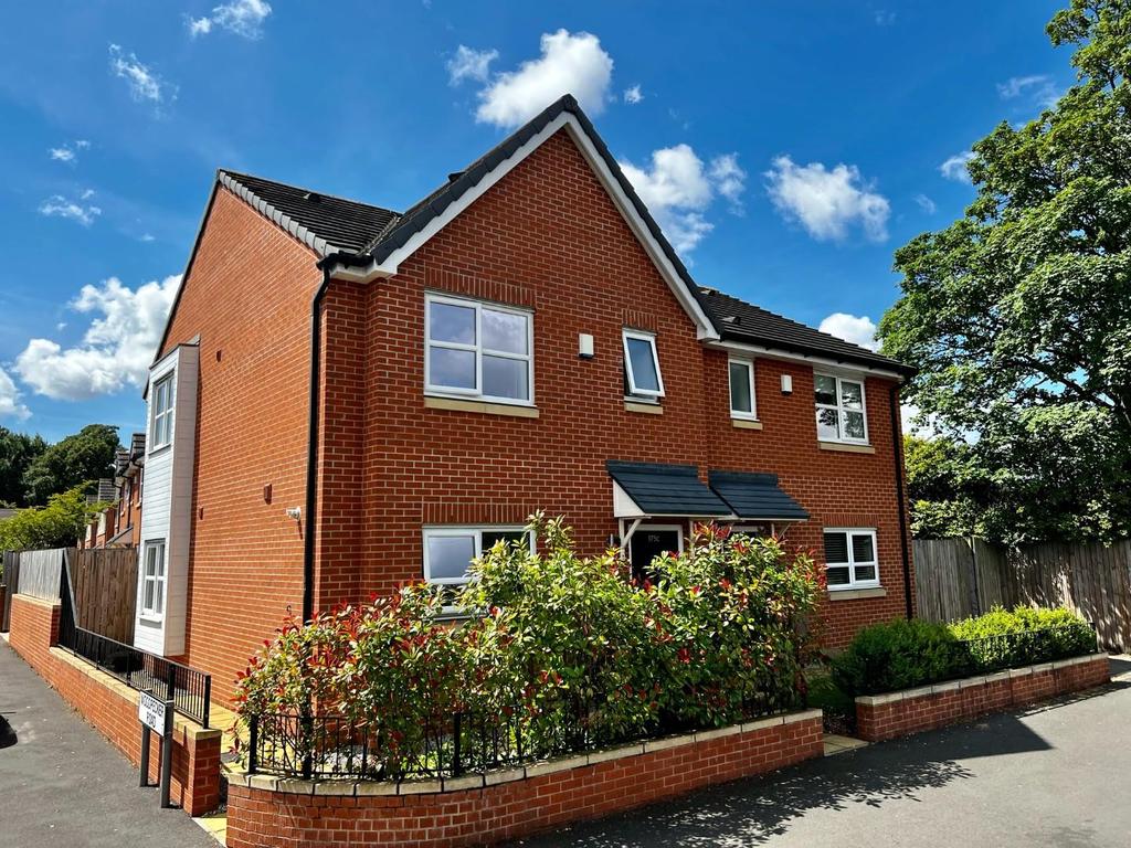 Darley Avenue, Chorlton, Manchester 3 bed semidetached house £360,000