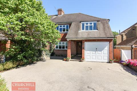 3 Wensley Avenue, Woodford Green, IG8 9HE