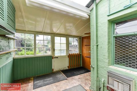 150 Gloucester Road, London, E17 6AF