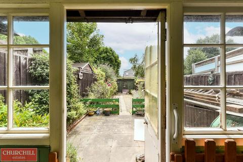 150 Gloucester Road, London, E17 6AF