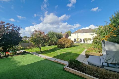 31 Abbots Road, Abbots Langley, WD5 0AY