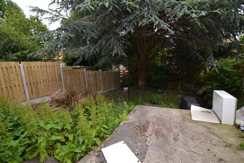 7 Bedivere Road, Bradford, BD8 0DT