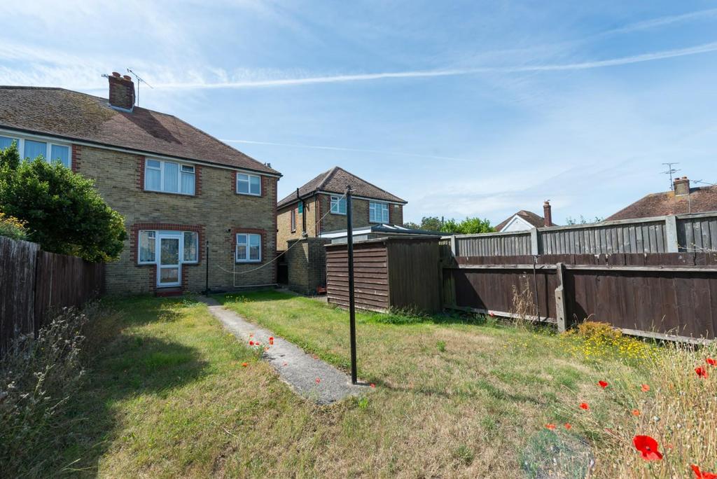 Drapers Avenue, Margate 3 bed semidetached house £335,000
